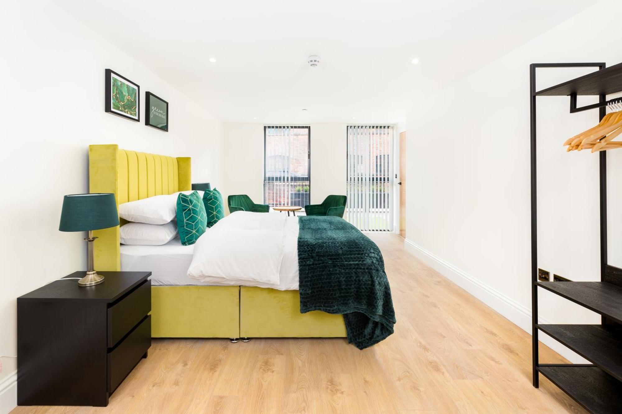 Sydenham Place - Birmingham City Centre Jewellery Quarter - A Trio Of Premium High End Town/Penthouses - 4 Bedrooms & Secure Ev Parking Номер фото