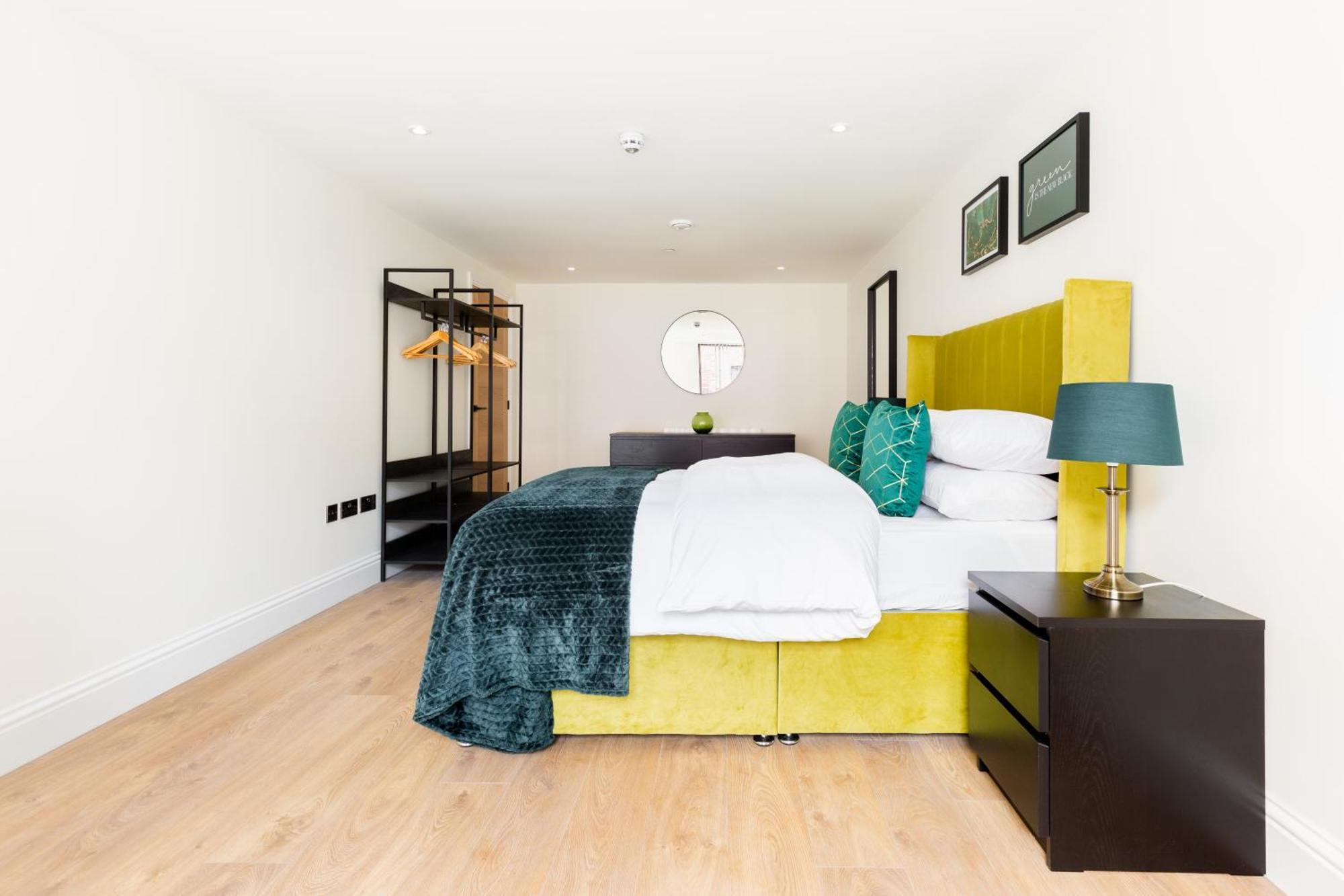 Sydenham Place - Birmingham City Centre Jewellery Quarter - A Trio Of Premium High End Town/Penthouses - 4 Bedrooms & Secure Ev Parking Номер фото